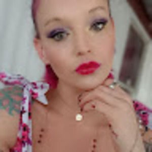 Meet your Posher, Briana